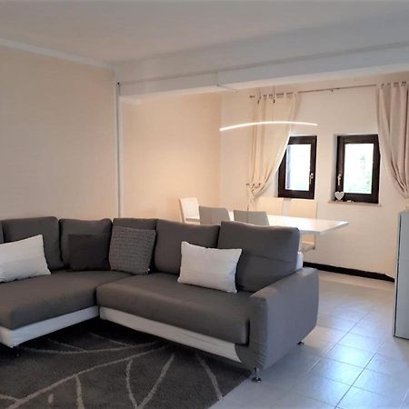 Apartmen Relax 200 M T Beach Rovinj Exterior foto