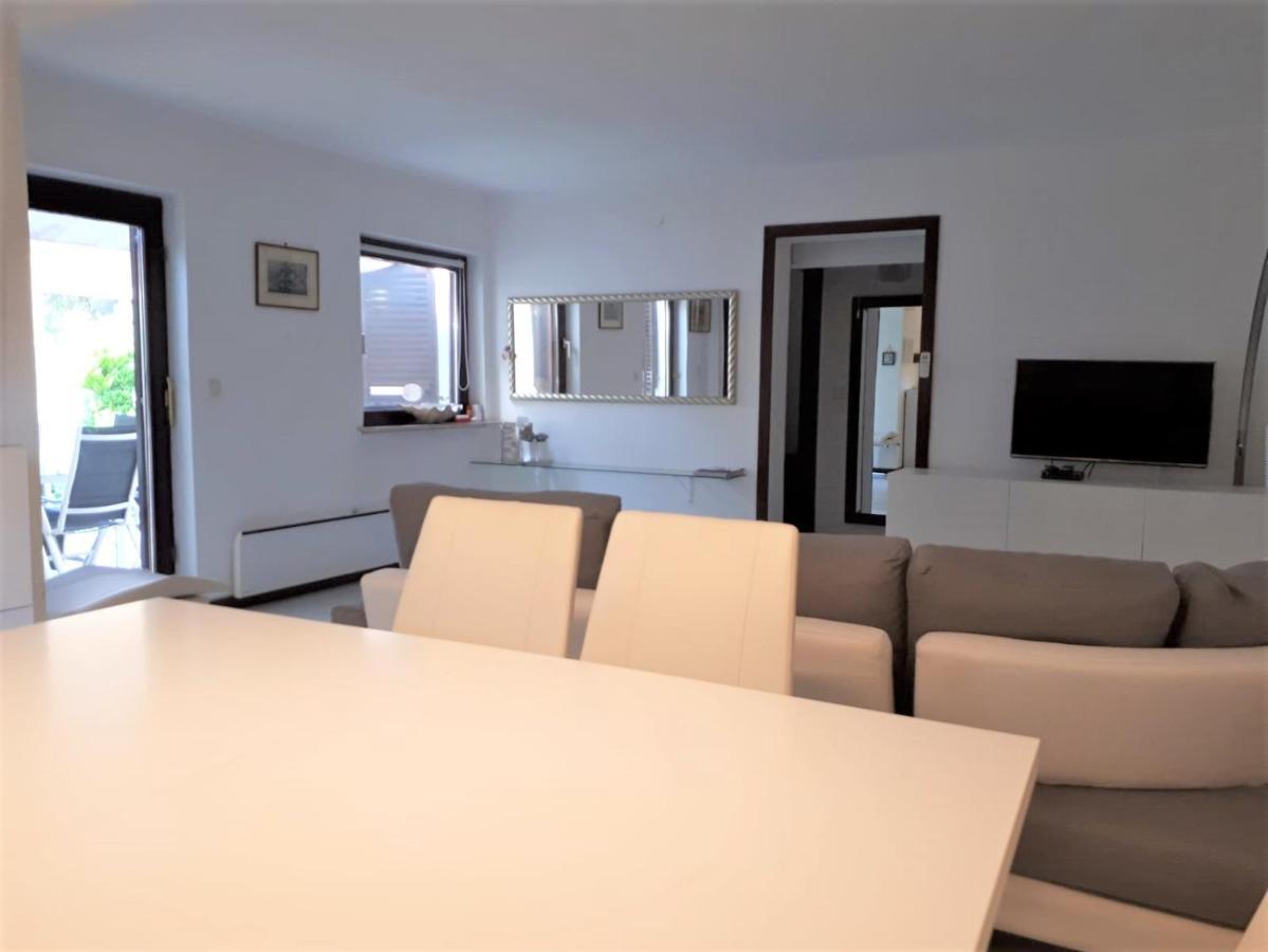 Apartmen Relax 200 M T Beach Rovinj Exterior foto